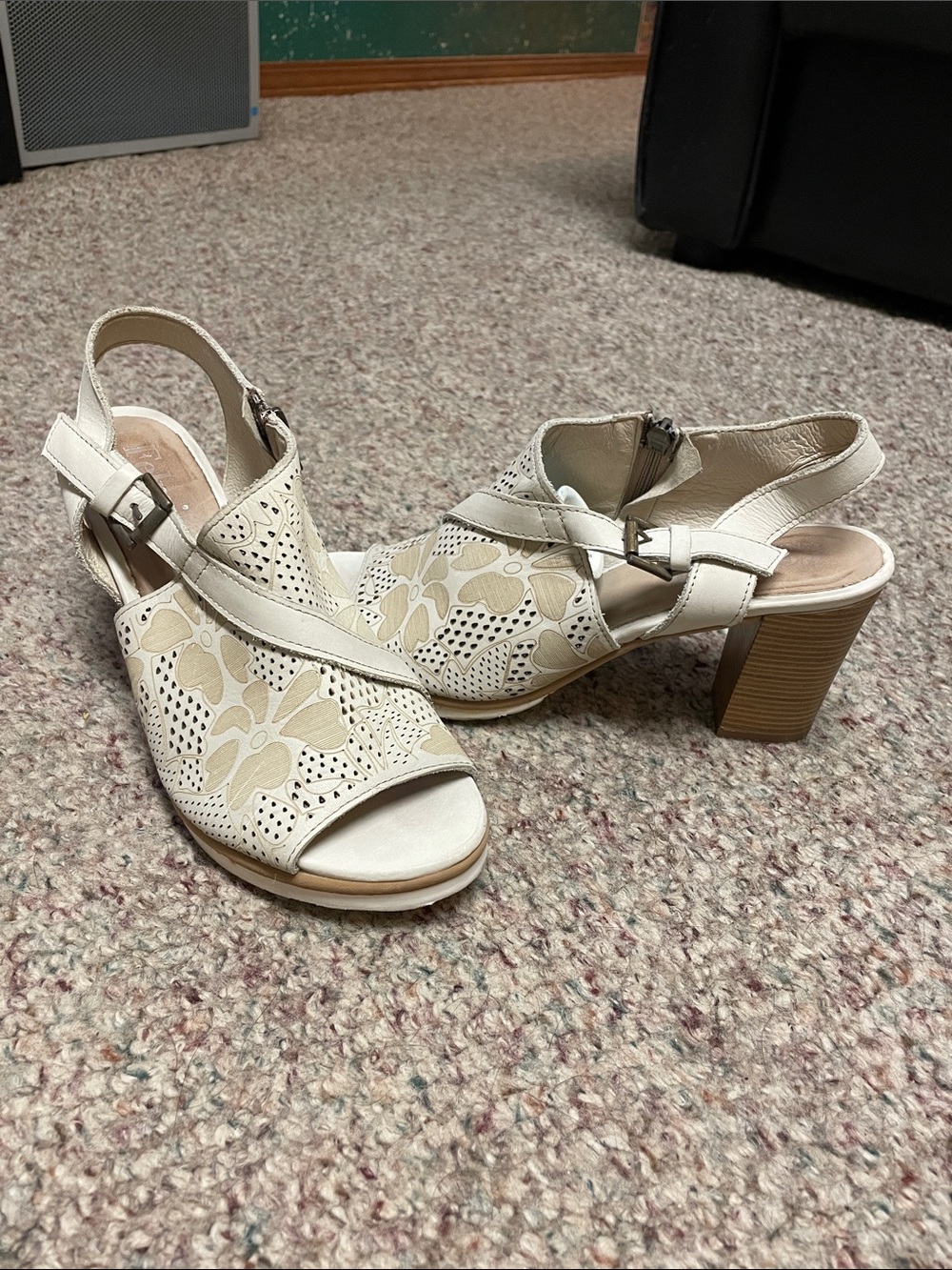 Felmini floral leather ankle strap heeled open toe sandals